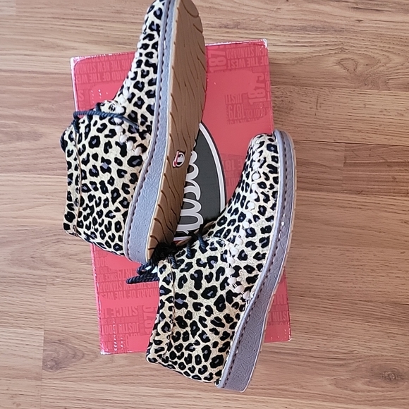 Womens Justin Shoes - Picture 2 of 8